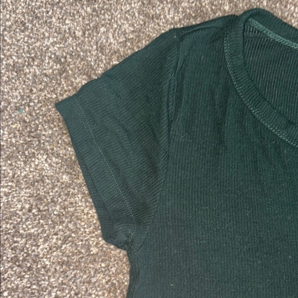 Harlow Green Buttoned Crop Top - Picture 4 of 6